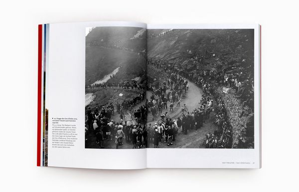 Produktbild: Die Kunst des Leidens. Paperback-Ausgabe