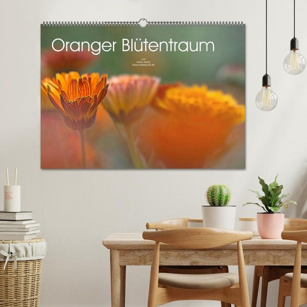 Produktbild: Oranger Bl&uuml;tentraum (Wandkalender 2026 DIN A2 quer), CALVENDO Monatskalender