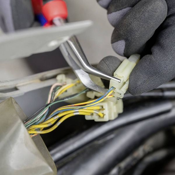 Produktbild: Knipex 26 25 200 Elektronik- u. Feinmechanik Flachrundzange 40&deg; gebogen Vanadium Elektrostahl 200 mm