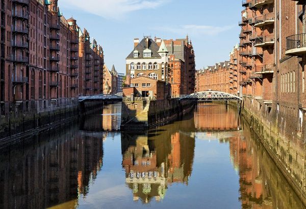 Produktbild: HAMBURG 2027. 3-Monats-Tischkalender