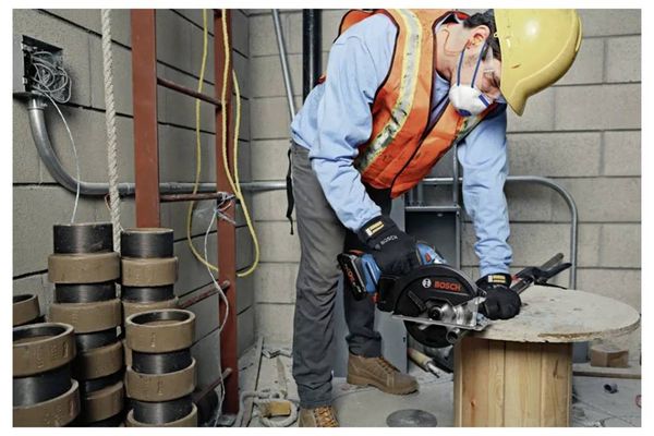 Produktbild: Bosch Professional GKM 18V-50 Akku-Handkreiss&auml;ge Schnitttiefe max. (90&deg;) 50 mm ohne Akku 18 V