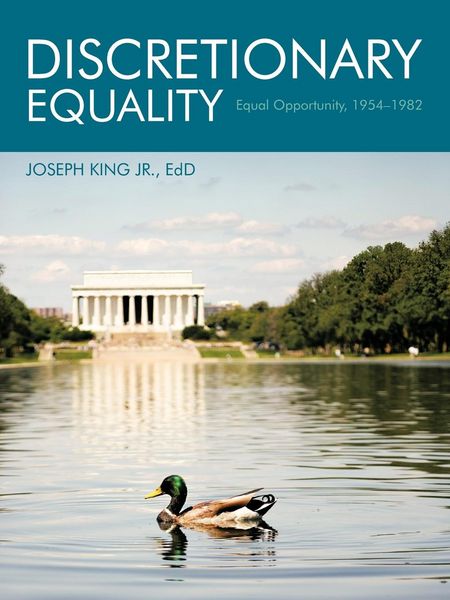 Produktbild: Discretionary Equality