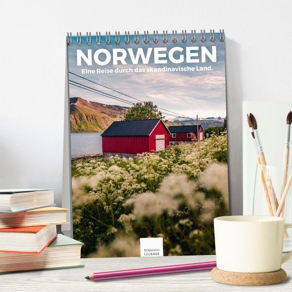 Produktbild: Norwegen - Eine Reise durch das skandinavische Land. (Tischkalender 2026 DIN A5 hoch), CALVENDO Monatskalender