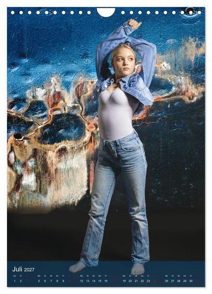 Produktbild: Hailie - Blond in Jeans (Wandkalender 2027 DIN A4 hoch), CALVENDO Monatskalender