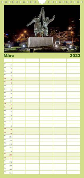 Produktbild: Familienplaner Andalusien - die Wiege vieler spanischer Traditione (Wandkalender 2022 , 21 cm x 45 cm, hoch)