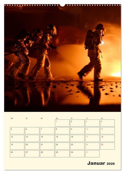 Produktbild: Feuerwehr - Warten auf den n&auml;chsten Einsatz (hochwertiger Premium Wandkalender 2026 DIN A2 hoch), Kunstdruck in Hochglanz