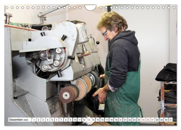 Produktbild: Das Handwerk der Schuhmacher (Wandkalender 2026 DIN A4 quer), CALVENDO Monatskalender