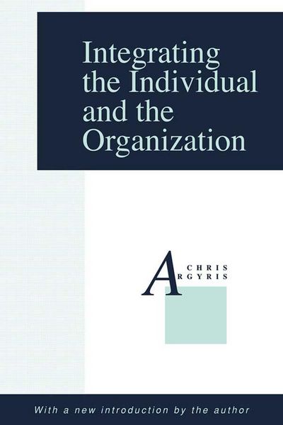 Produktbild: Integrating the Individual and the Organization