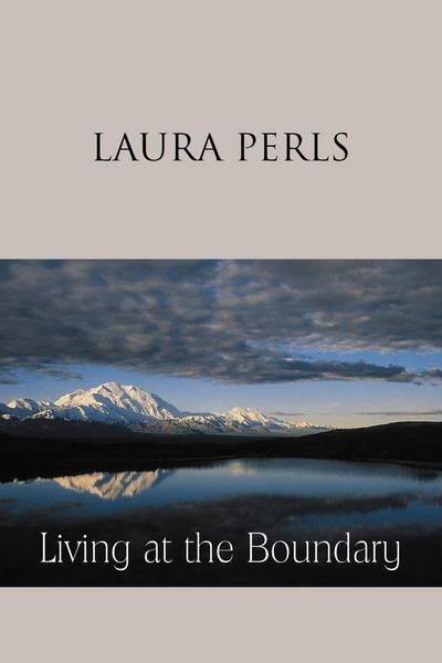 Produktbild: Living at the Boundary
