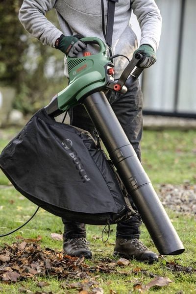 Produktbild: Bosch Home and Garden 06008B1001 UniversalGardenTidy 3000 Elektro Laubbl&auml;ser, Laubsauger