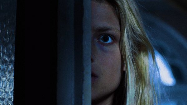 Produktbild: Hinter den Augen die D&auml;mmerung - Limited Mediabook (Blu-ray) (+ DVD)