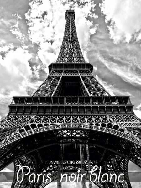 Produktbild: CALVENDO Puzzle Ein Bild von Paris schwarz wei&szlig; Kalender | 1000 Teile Lege-Gr&ouml;&szlig;e 64x48cm Foto-Puzzle f&uuml;r gl&uuml;ckliche Stunden