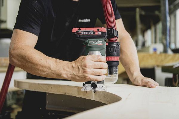 Produktbild: Metabo Akku-Kantenfr&auml;se 601742840 FMV 18 LTX BL 8