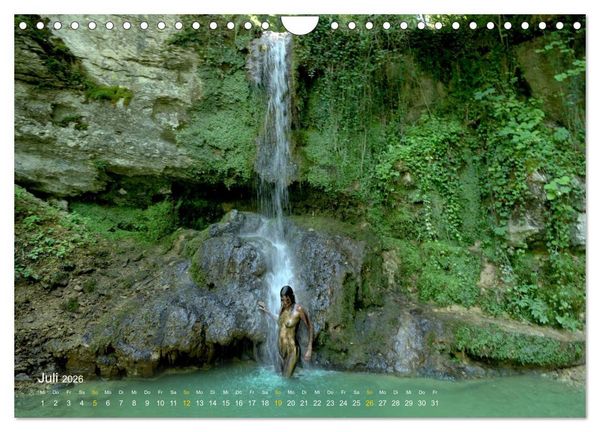 Produktbild: BODYPAINTING AM WASSERFALL VON LINN (Wandkalender 2026 DIN A4 quer), CALVENDO Monatskalender