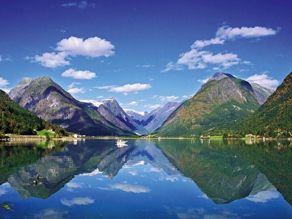 Produktbild: CALVENDO Puzzle Norwegen - Fjaerlandfjord | 1000 Teile Lege-Gr&ouml;&szlig;e 64x48cm Foto-Puzzle f&uuml;r gl&uuml;ckliche Stunden