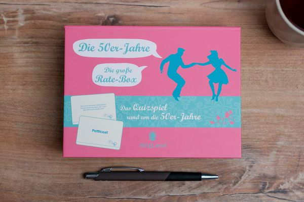 Produktbild: Das 50er-Jahre-Quiz. Das gro&szlig;e Quiz-Spiel f&uuml;r Senioren rund um die 50er. Spiele-Box mit 100 Karten. Spiel und Ged&auml;chtnistraining f&uuml;r Senioren.