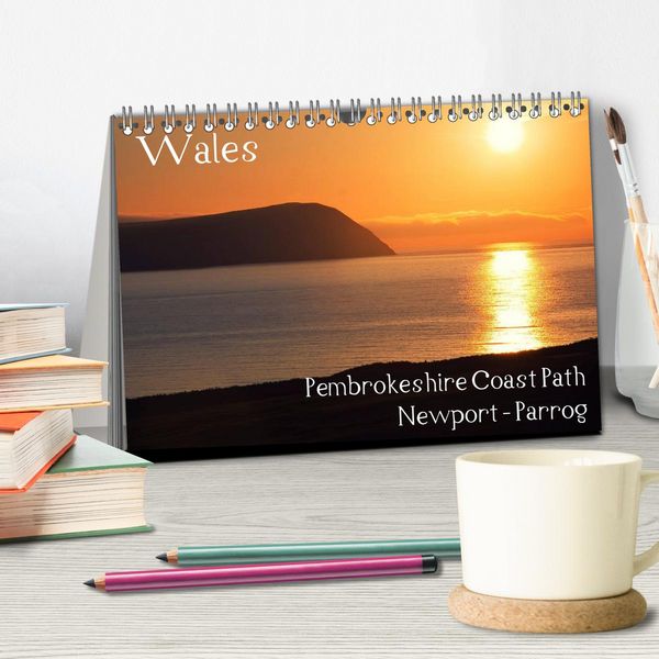 Produktbild: Wales - Pembrokeshire Coast Path (Tischkalender 2026 DIN A5 quer), CALVENDO Monatskalender