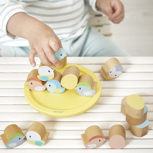 Produktbild: Balancier-Nest aus Holz mit V&ouml;geln & Eiern &ndash; Geschicklichkeitsspiel ab 2 Jahren