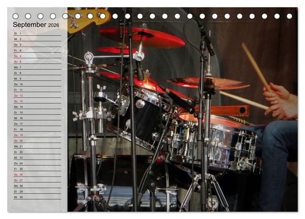 Produktbild: Schlagzeug onstage - "abgerockt" (Tischkalender 2026 DIN A5 quer), CALVENDO Monatskalender