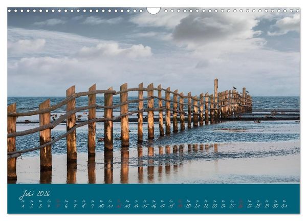 Produktbild: Blick auf die Halbinsel Fischland, Dar&szlig; und Zingst (Wandkalender 2026 DIN A3 quer), CALVENDO Monatskalender