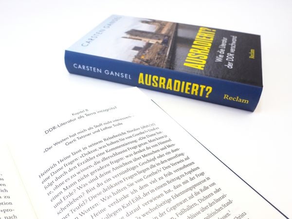 Produktbild: Ausradiert?