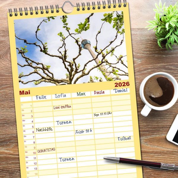 Produktbild: Familienplaner 2026 - D&uuml;sseldorfer - Ansichten mit 5 Spalten (Wandkalender, 21 x 45 cm) CALVENDO