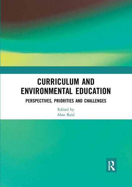 Produktbild: Curriculum and Environmental Education