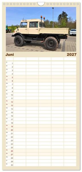 Produktbild: Familienplaner 2027 - Universalmotorger&auml;te Eine Stern-Parade mit 5 Spalten (Wandkalender, 21 x 45 cm) CALVENDO