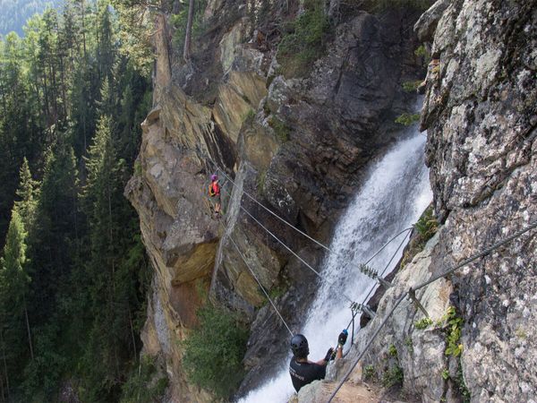 Produktbild: CALVENDO Puzzle AT-&Ouml;tztal, Klettersteig Lehner Wasserfall | 1000 Teile Lege-Gr&ouml;&szlig;e 64x48cm Foto-Puzzle f&uuml;r gl&uuml;ckliche Stunden