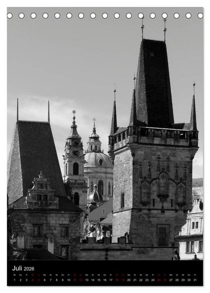 Produktbild: Prag - Die goldene Stadt in monochrom (Tischkalender 2026 DIN A5 hoch), CALVENDO Monatskalender