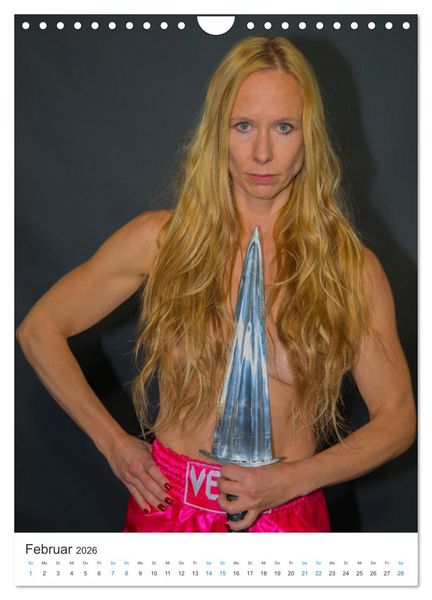Produktbild: female fighter - Kampfsportlerinnen - pink shorts (Wandkalender 2026 DIN A4 hoch), CALVENDO Monatskalender