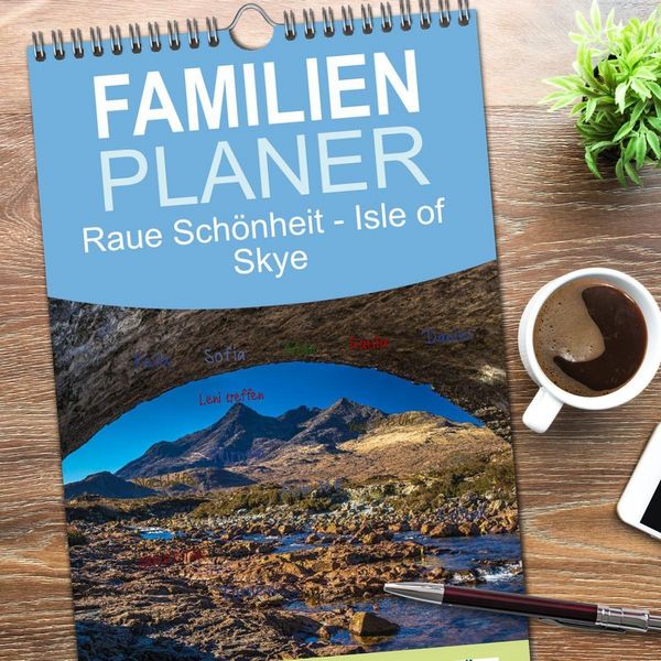 Produktbild: Familienplaner 2026 - Raue Sch&ouml;nheit - Isle of Skye mit 5 Spalten (Wandkalender, 21 x 45 cm) CALVENDO