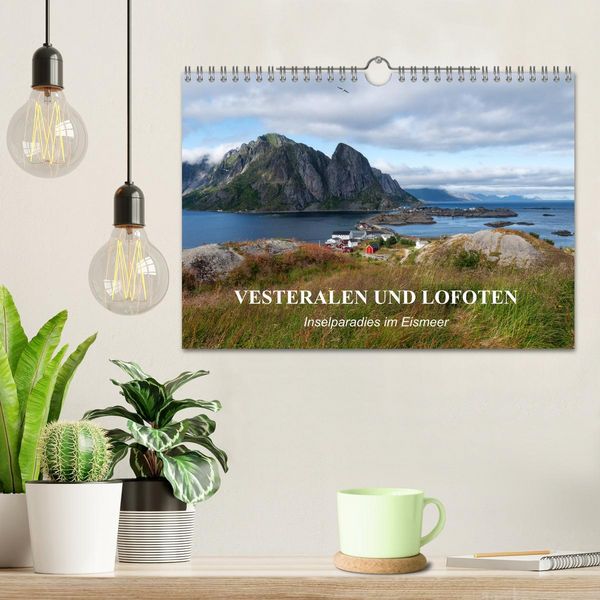 Produktbild: VESTERALEN UND LOFOTEN - Inselparadies im Eismeer (Wandkalender 2026 DIN A4 quer), CALVENDO Monatskalender
