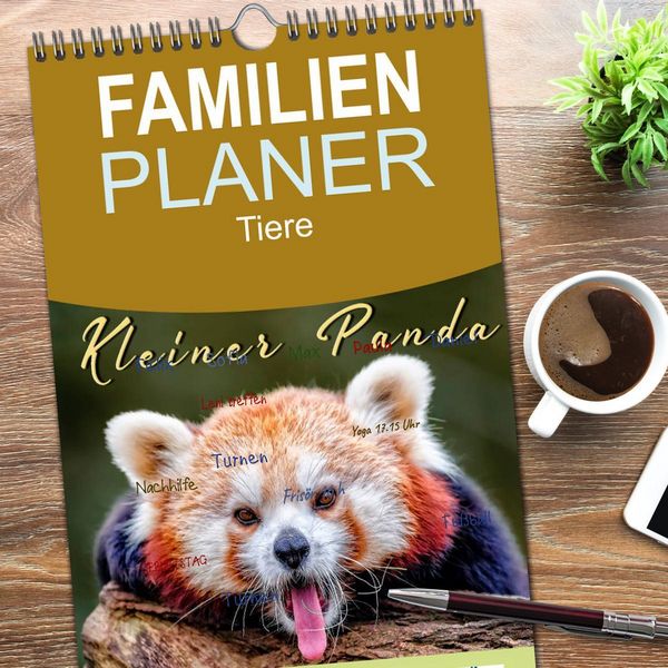 Produktbild: Familienplaner 2026 - Kleiner Panda mit 5 Spalten (Wandkalender, 21 x 45 cm) CALVENDO