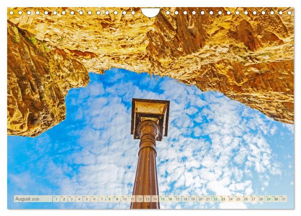 Produktbild: Oben - Bilder aus der Froschperspektive (Wandkalender 2026 DIN A4 quer), CALVENDO Monatskalender