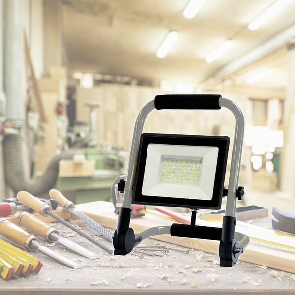 Produktbild: M&uuml;ller-Licht Denver LED-Baustrahler 30W 3380lm Neutralwei&szlig; 21600053