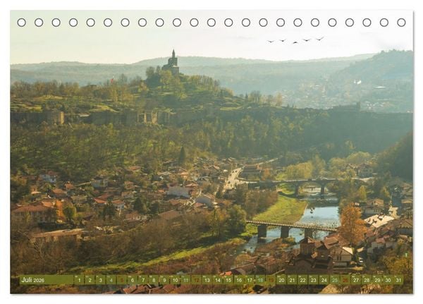 Produktbild: Veliko Tarnovo - Die romantischste Stadt Bulgariens (Tischkalender 2026 DIN A5 quer), CALVENDO Monatskalender