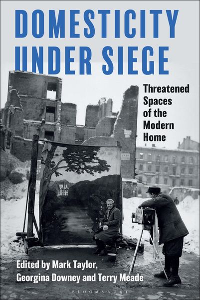 Produktbild: Domesticity Under Siege