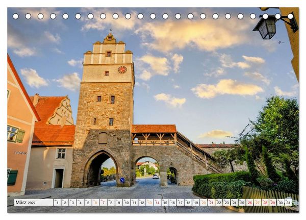 Produktbild: Dinkelsb&uuml;hl - Zw&ouml;lf Momente in der Altstadt (Tischkalender 2027 DIN A5 quer), CALVENDO Monatskalender