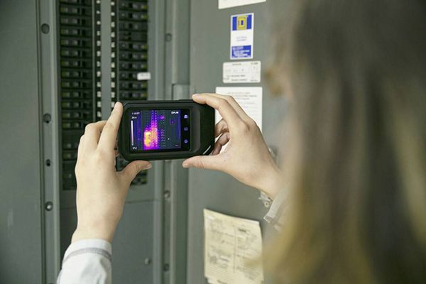 Produktbild: FLIR C5 (Wi-Fi) W&auml;rmebildkamera -20 bis +400 &deg;C 8.7 Hz MSX&reg;, Integrierte LED-Lampe, integrierte Digitalkamera, WiFi
