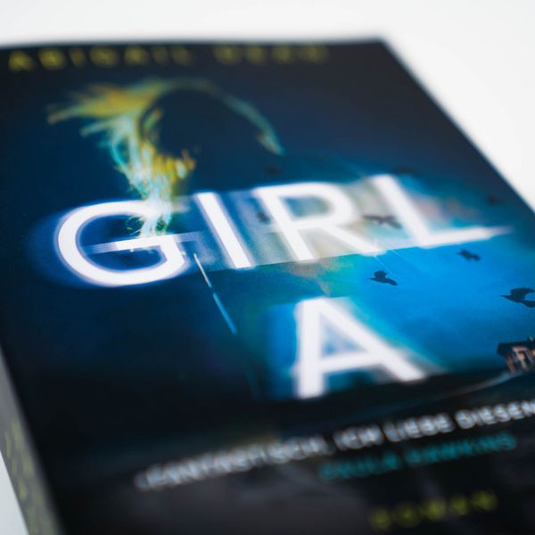 Produktbild: Girl A