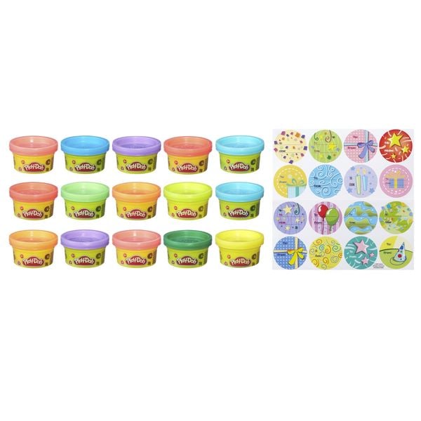Hasbro 18367EU4 - Play-Doh Partyknete, Set mit 15 Dosen Knete à 28g und Sticker, Knete
