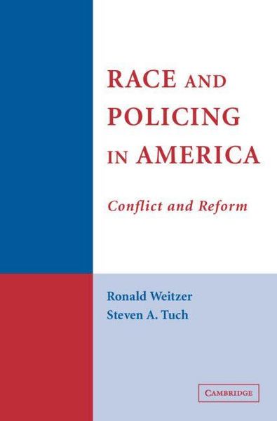 Produktbild: Race and Policing in America