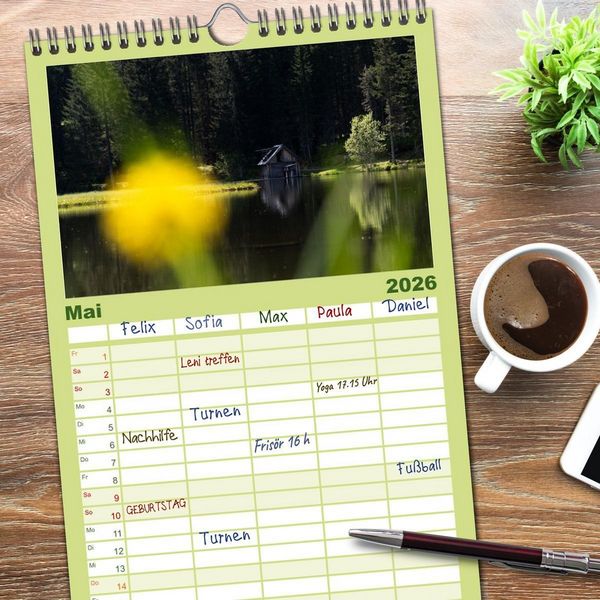 Produktbild: Familienplaner 2026 - Die Steirische Krakau mit 5 Spalten (Wandkalender, 21 x 45 cm) CALVENDO