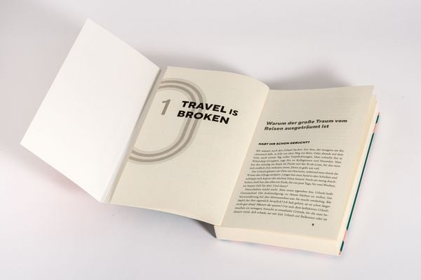 Produktbild: Travel is broken