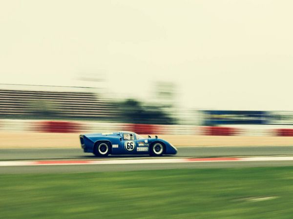 Produktbild: CALVENDO Puzzle Lola T 70 on track | 1000 Teile Lege-Gr&ouml;&szlig;e 64x48cm Foto-Puzzle f&uuml;r gl&uuml;ckliche Stunden