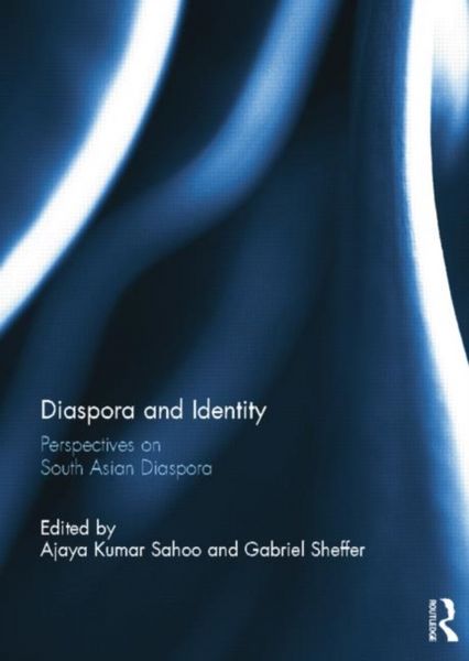 Produktbild: Diaspora and Identity
