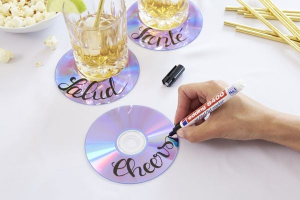 Produktbild: EDDING&reg; CD/DVD/BD Marker 8400, 4er Etui (rot, blau, gr&uuml;n, schwarz) Kartonetui