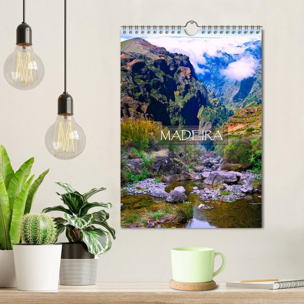 Produktbild: MADEIRA (Wandkalender 2026 DIN A4 hoch), CALVENDO Monatskalender