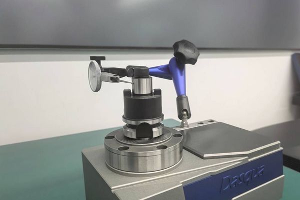 Produktbild: Dasqua 5221-1106 Messuhr mit Kontrollma&szlig; 37.5mm